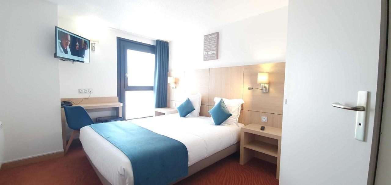 Hotel Du Golf Coignieres Luaran gambar